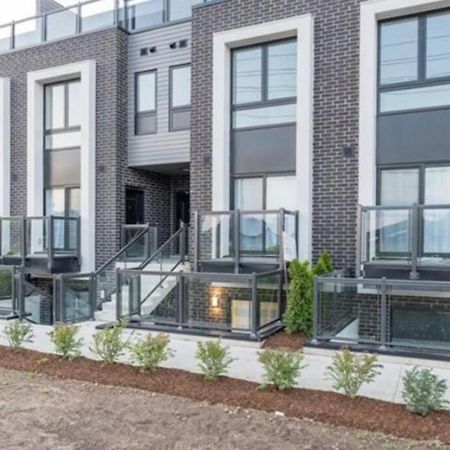 Exquisite, Bright & Modern Condo. Niagara Falls Esterno foto